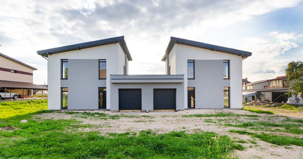 Home lift in a new build vs retrofit planned shaft or floor cut-out Home lift in a new build vs retrofit: planned shaft or floor cut-out?